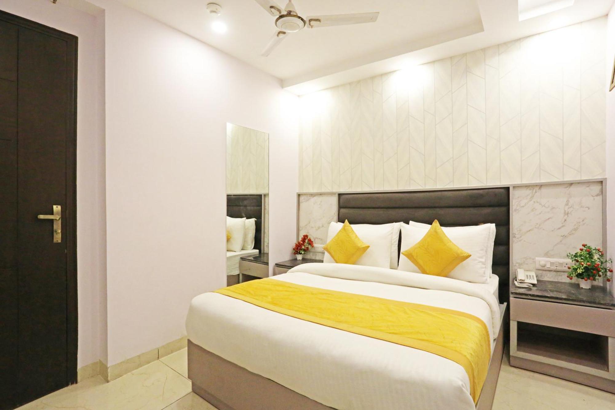 Hotel Mayfair Just A Minute Away From New Delhi Railway Station And Connaught Place Exterior foto