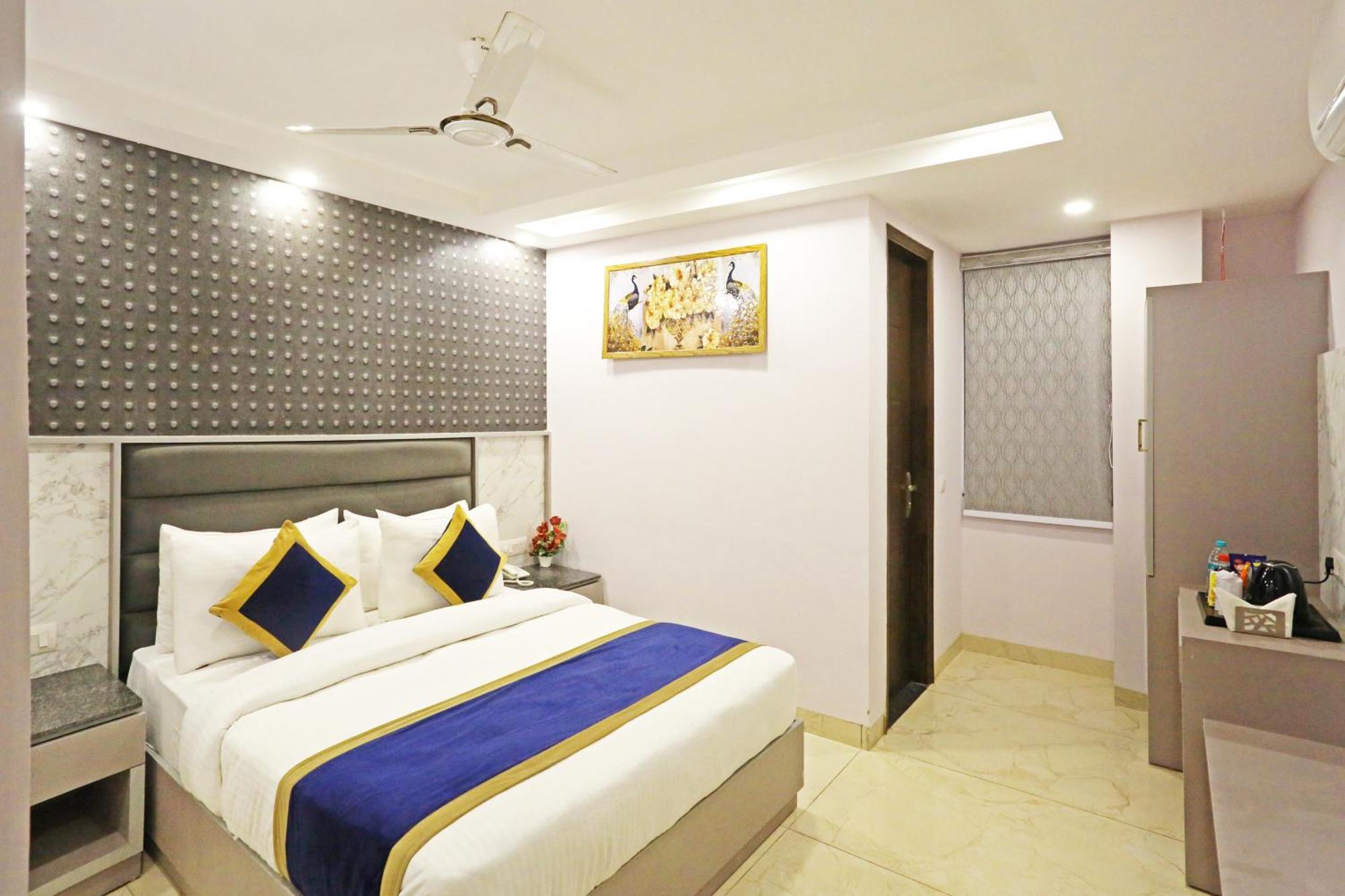 Hotel Mayfair Just A Minute Away From New Delhi Railway Station And Connaught Place Exterior foto
