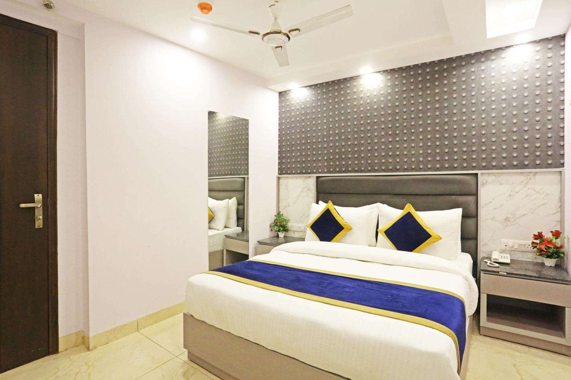 Hotel Mayfair Just A Minute Away From New Delhi Railway Station And Connaught Place Exterior foto
